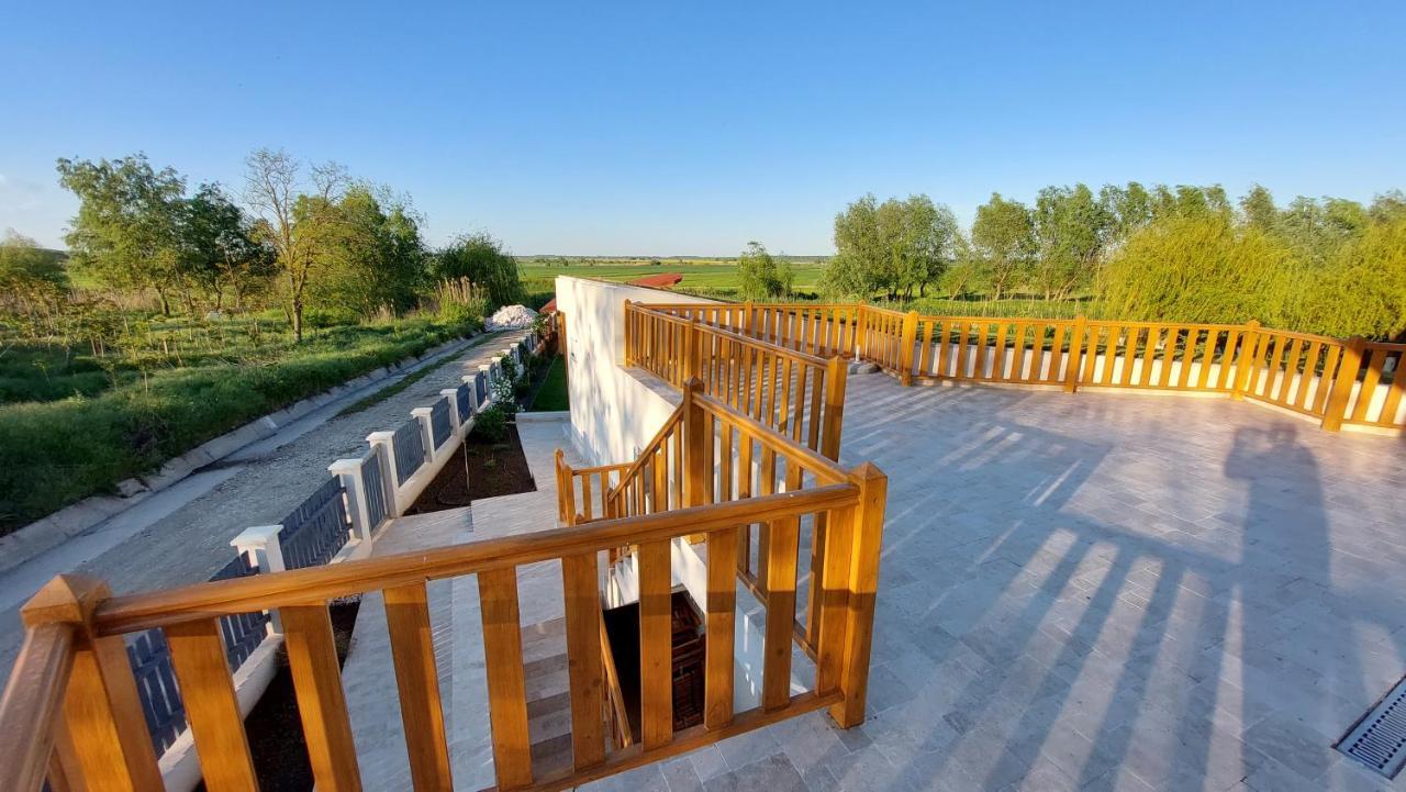 Pensiunea NEST Dunavăţu de Jos Exterior foto